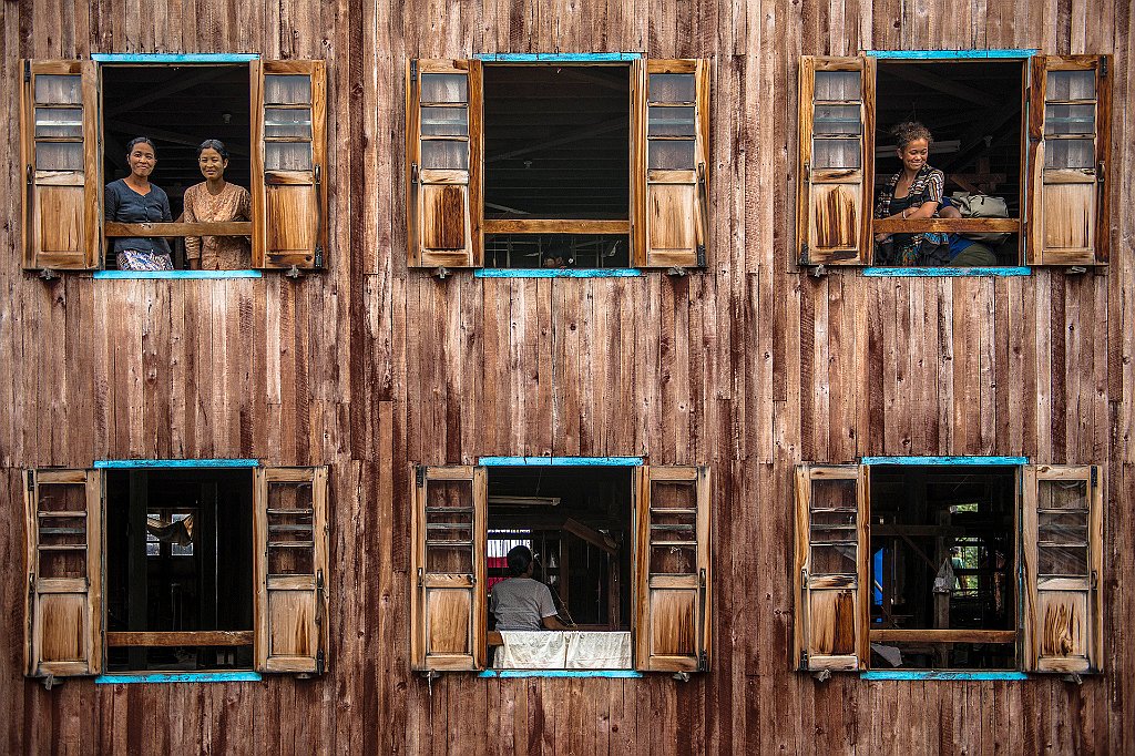 Tommi Massimo-EFIAP-The Six Windows.jpg